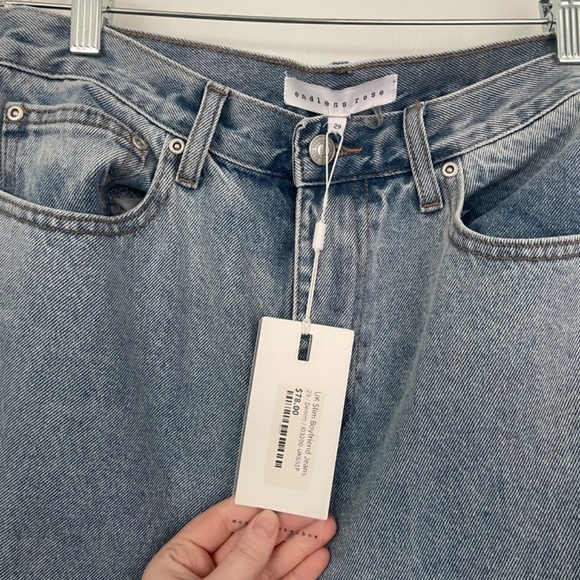 NWT Slim Boyfriend style cut-out denim - Picture 6 of 7